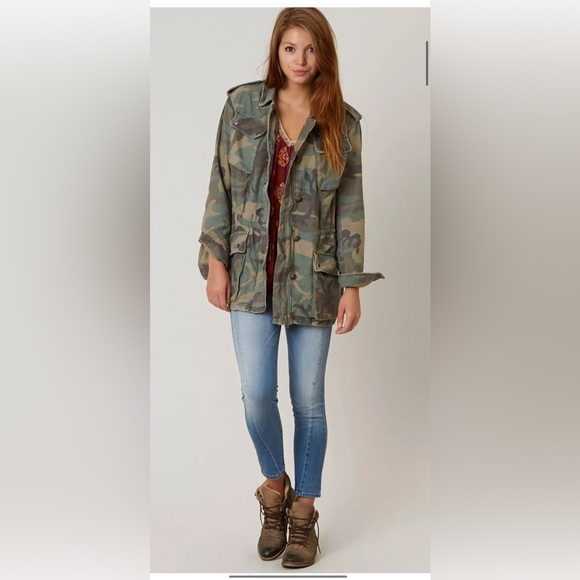 Free People Not Your Brother's Jacket Green Camo size XS - Picture 2 of 11
